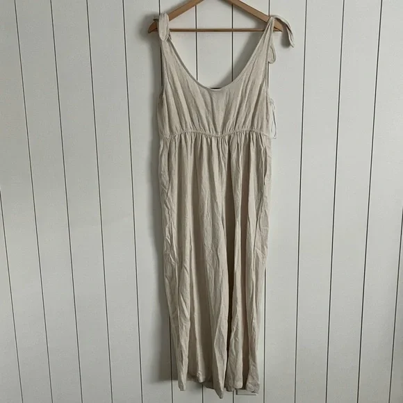 Petal & Pup Ayla Linen Jumpsuit Oatmeal - Picture 11 of 11